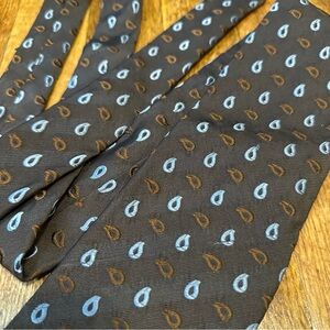 Ermenegildo Zegna Elegant Brown and Blue Paisley Tie